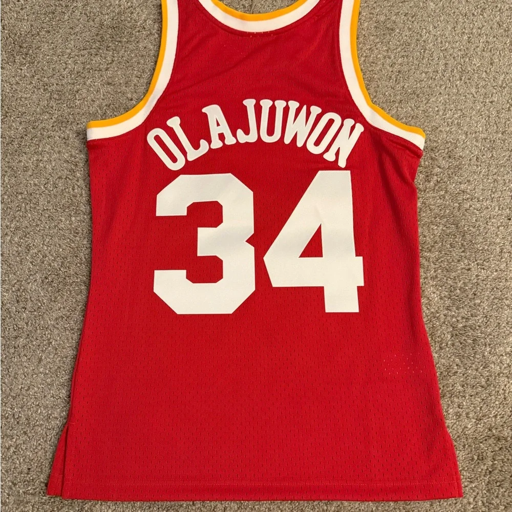 Mitchell & Ness Hakeem Olajuwon Houston Jersey - Picture 6 of 6